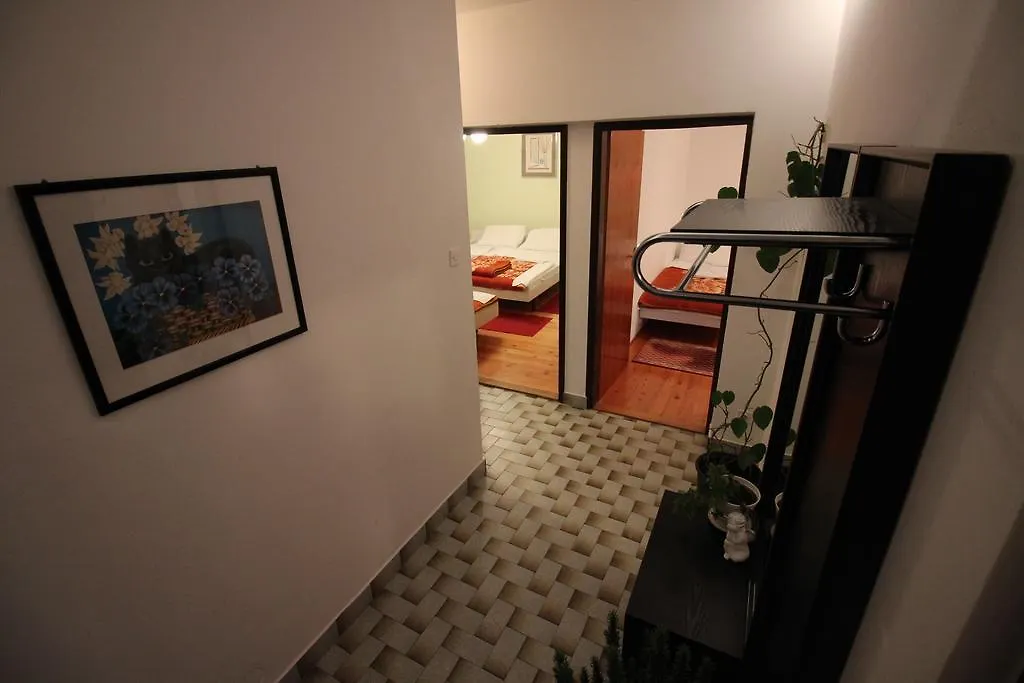 Apartment Grabrova Novi Vinodolski 0*,  Kroatien